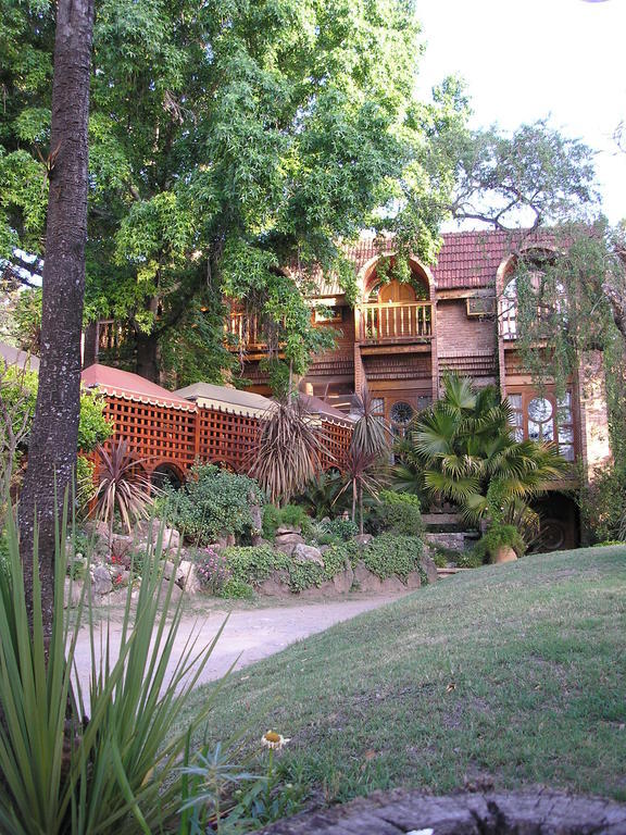 Hôtel Mon Petit à Villa Carlos Paz Extérieur photo
